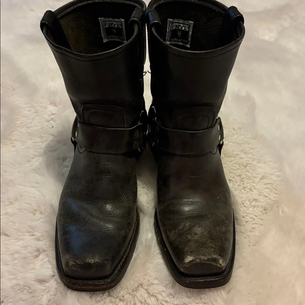 Frye Black Leather Women Harness Boots - Picture 4 of 8